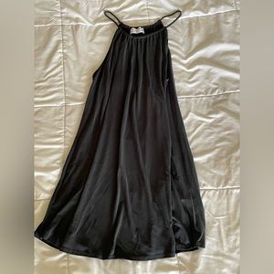 Dress, M